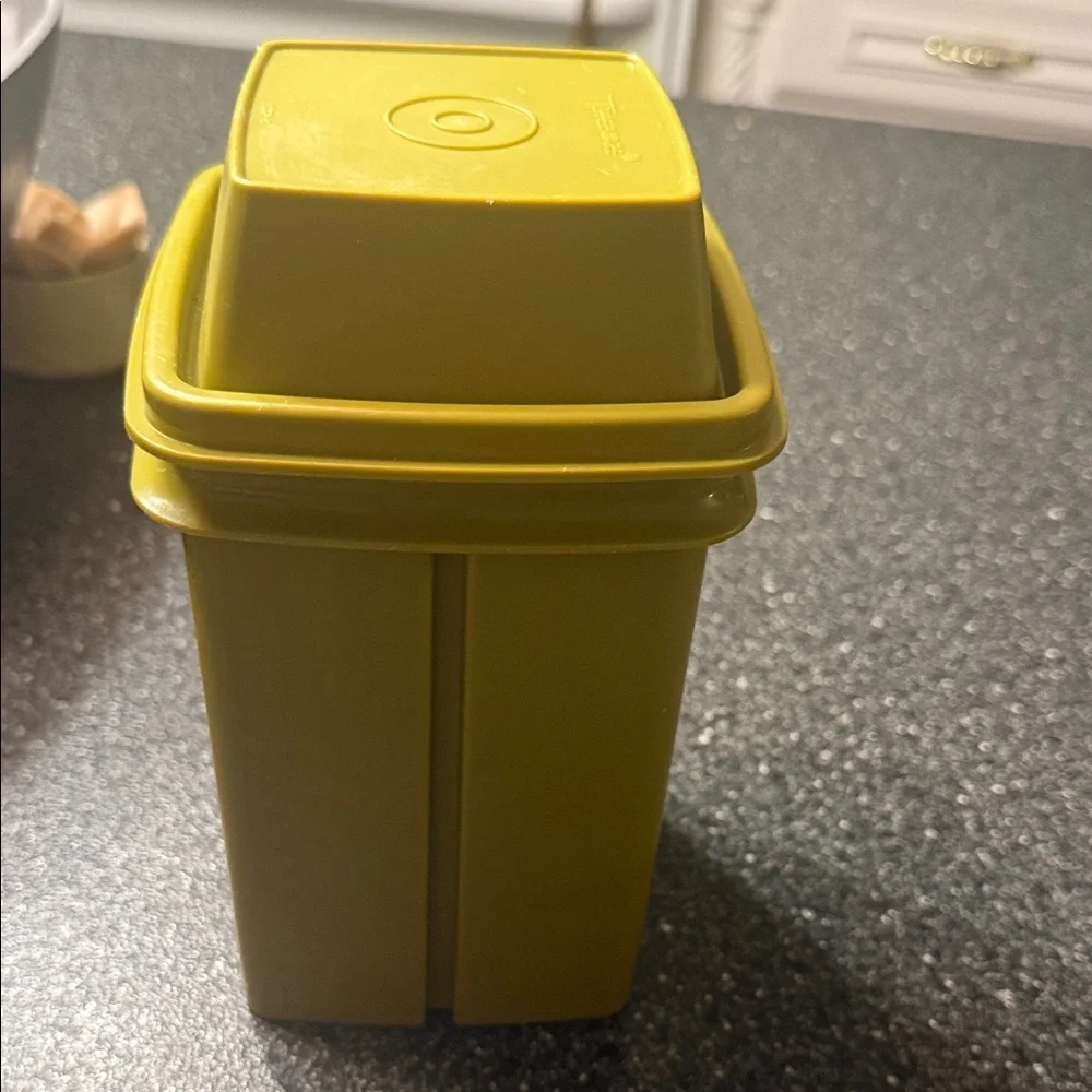 Vintage Tupperware Avocado Green pickle keeper 3pc Square Lid 1970s - Picture 3 of 6